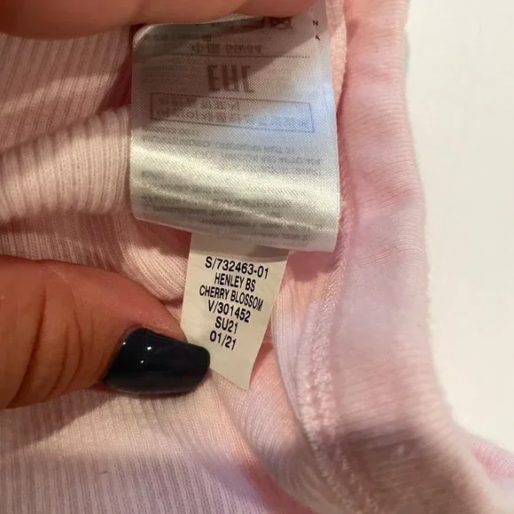 GAP Baby Henley Bodysuit in Light Pink Size 3-6 months - Picture 5 of 8